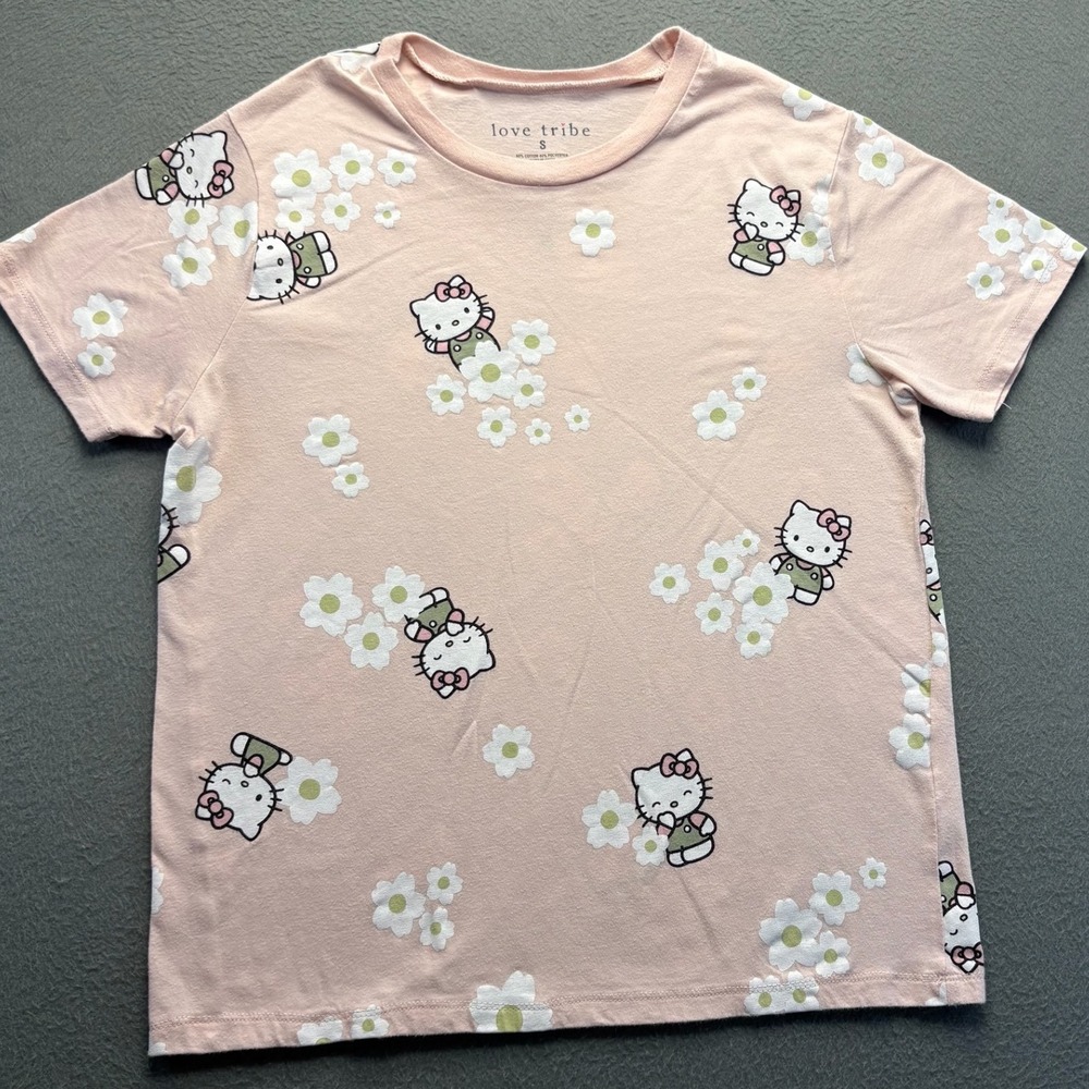 Love Tribe‎ Women T-Shirt Cotton Blend Small Hello Kitty Daisy Floral Pink Y2K